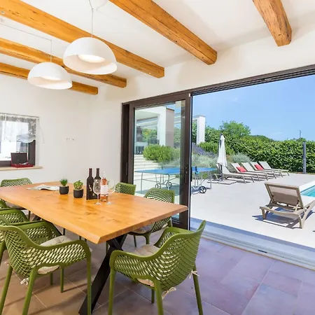 Grofica- Beheizter Pool- Taverne- Strandnaehe By Interhome * Pula